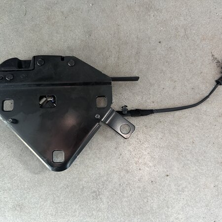 Cabriodak Vergrendelslot Rechts 9680079280  peugeot 207cc ( 8484T1)