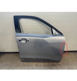 Tür 4-türig rechts vorne mit Artikelnummer 9831047380 Peugeot 2008 II Farbe KCA graublau (Restyle Delle beachten)