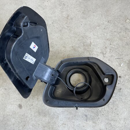 Tank Klep met artikelnummer (KTV) 9823289380 Peugeot 2008 II