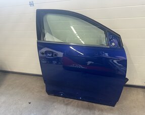 Door 4-door right-front