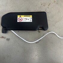 Zonneklep links   98252088ZD  Peugeot 3008 II GT  kleur zwart