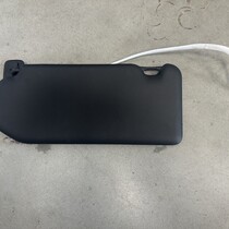 Zonneklep Rechts   98252087ZD Peugeot 3008 II GT  kleur zwart