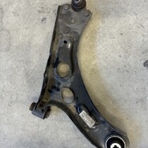 Draagarm rechts-voor met artikelnummer 9857897880 Peugeot 208 II