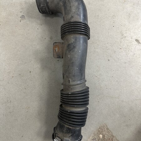Intake hose Air with article number 9656237580 Peugeot 308 CC 1.6