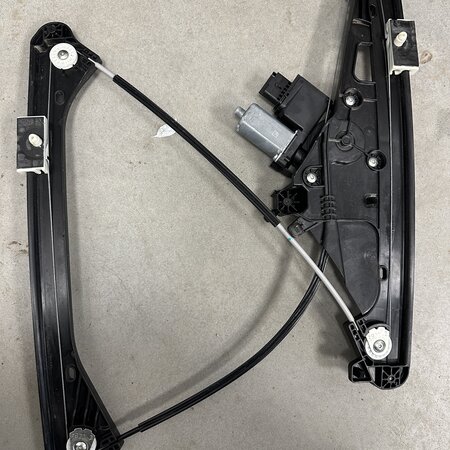 Ruitmechaniek 4Deurs links-voor met artikelnummer 9840196980  Peugeot 3008 II