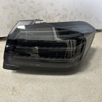 Rücklicht hinten rechts 9851064480 Peugeot 208 II