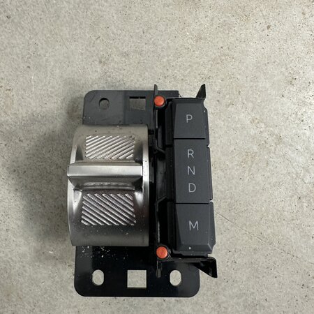 Gearshift lever automatic with article number 98440964ZD Peugeot 208 II