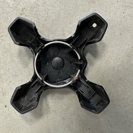 Radkappe Radnabe Schwarz 9848313880 Peugeot 208 II . Peugeot 2008II .Peugeot 308