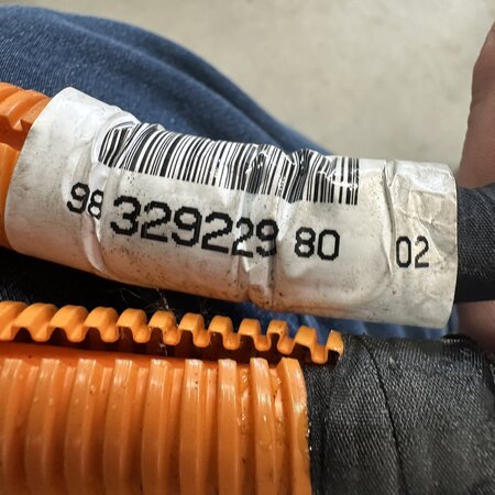 HV kabel (hoog voltage) met artikelnummer 9832922980  Peugeot 208 E