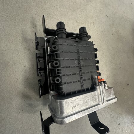 Heat exchanger with article number 9821712680 Peugeot 208 E