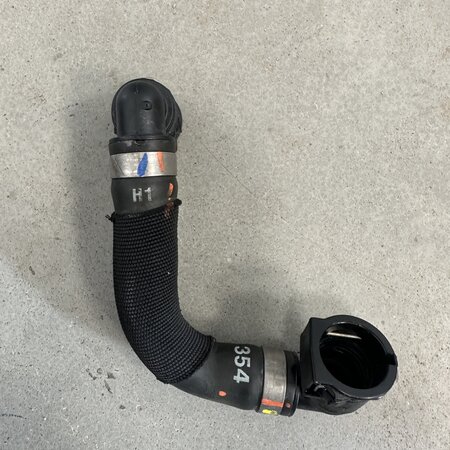 Water hose Engine Cooling 9826435480 Peugeot 208 E number 354