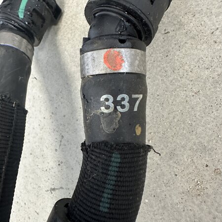 Radiator hose with article number 9826618080 Peugeot 2008 E