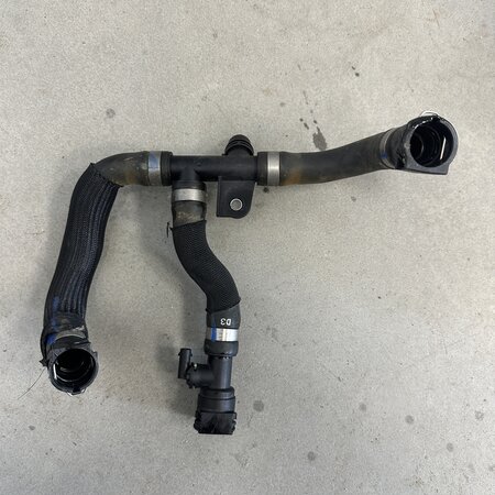 Coolant pipe distribution piece 9837670080 Peugeot 2008 E