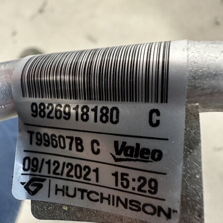 Airco leiding van pomp naar droger 9826918180 Peugeot 208 E