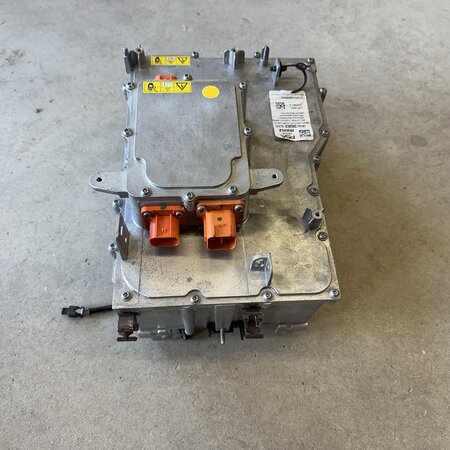 Batterieladegerät über Elektromotor/ 9846368280/ 1681980180 Peugeot 2008 E
