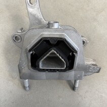 Motorträger mit Artikelnummer 9826551380 Peugeot 208 E