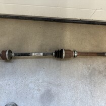 Aandrijfas rechts-achter met artikelnummer 9840129280 Peugeot 3008 II  hybride 4x4