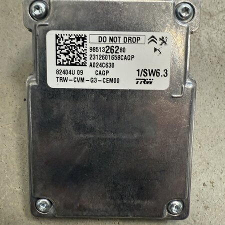 Front camera with article number 9851326280 Peugeot 208 II
