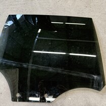 Door window 4-door right rear with article number 9823170280 Peugeot 208II