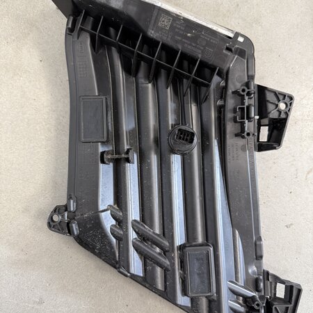 Daytime running light Left front with article number 9851054180 Peugeot 208 II