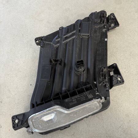 Daytime running light Left front with article number 9851054180 Peugeot 208 II