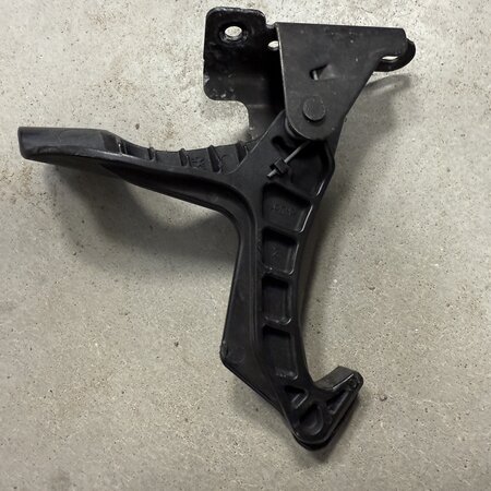 Bonnet Hook 9826496880 Peugeot 2008 II