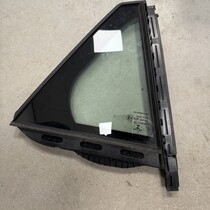 Driehoeks Ruit rechts-achter 9825845280 Peugeot 2008 II 43R00048