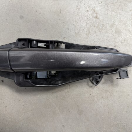 Door handle right rear Peugeot 2008 II color code EVL