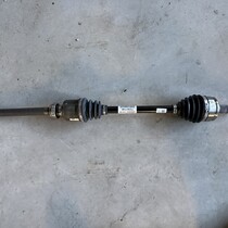 Aandrijf  rechts voor 9836046380 Peugeot 208II