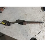 Antriebswelle vorne rechts mit der Teilenummer 9808075680 Peugeot 5008II