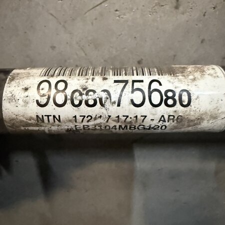 Aandrijfas rechts-voor met artikelnummer 9808075680  Peugeot 5008II