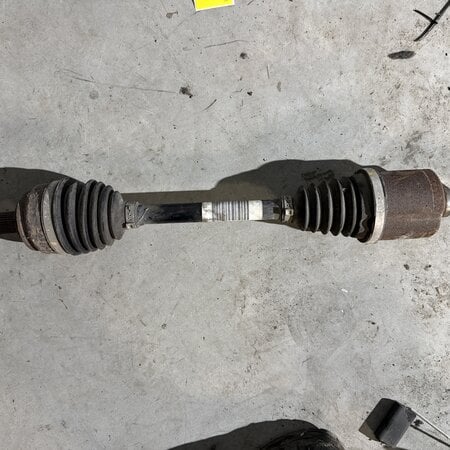 Drive shaft left front with article number 9808075780 Peugeot 3008 II