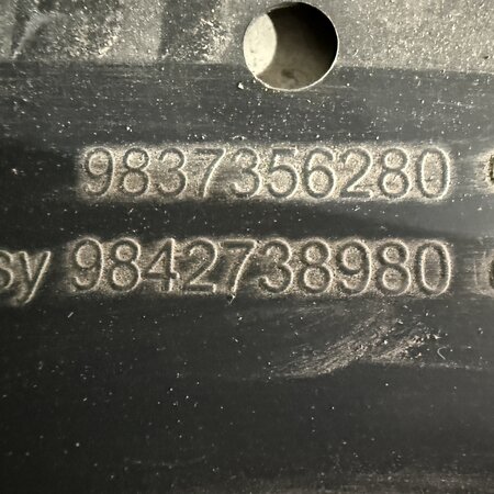 Protective plate left bottom with article number 9842738980 Peugeot 208 Hybrid