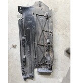 Protective plate bottom with article number 9832617680 Peugeot 3008II