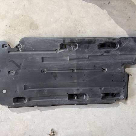 Protective plate bottom with article number 9832617680 Peugeot 3008II