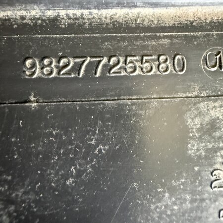 Protective plate bottom with article number 9827725580 Peugeot 3008II