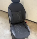 Front seat Right Peugeot 208