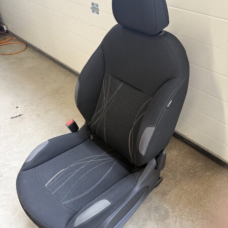 Linker-voor Voorstoel Peugeot 208