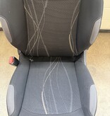 Left front seat Peugeot 208