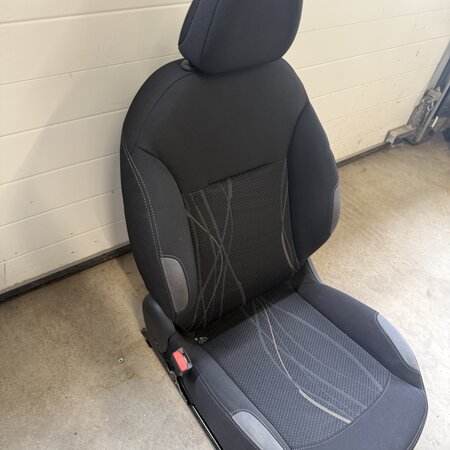 Linker-voor Voorstoel Peugeot 208