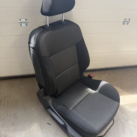 Rechter-voorstoel peugeot 207 cc