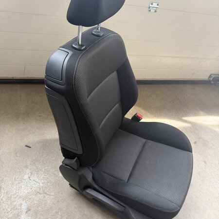 Rechter Vordersitz Peugeot 207 CC