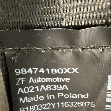 Front left seat belts with article number 98474180XX Peugeot 3008 II
