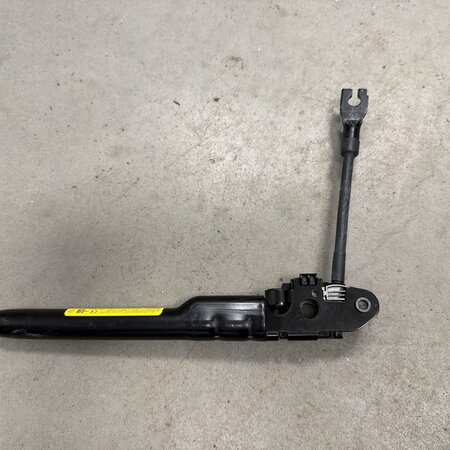 Gurtstraffer vorne links 9809468977 Peugeot 3008 II