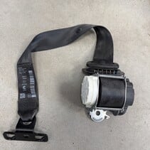 Veiligheidsgordels rechts-achter met artikelnummer 98093485XX Peugeot 5008II