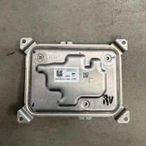 LED-Scheinwerfermodul L670170 HW B990433 Peugeot 2008 II GT