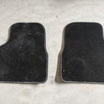 Floor mats left and right rear 98493045ZD Peugeot 2008 II GT green stitching