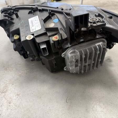 Koplamp rechts-voor  met artikelnummer 9849114880 Peugeot 308 III