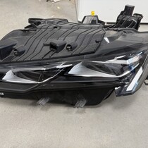 Headlight Left Front with part number 9849115080 Peugeot 308 III