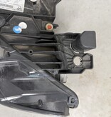 Headlight Left Front with part number 9849115080 Peugeot 308 III
